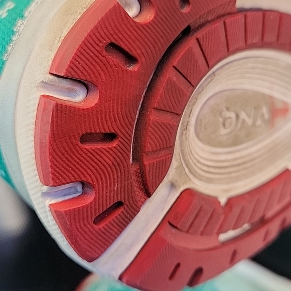 Christmas Sweater Brooks Revel athletic shoes - Picture 9 of 10